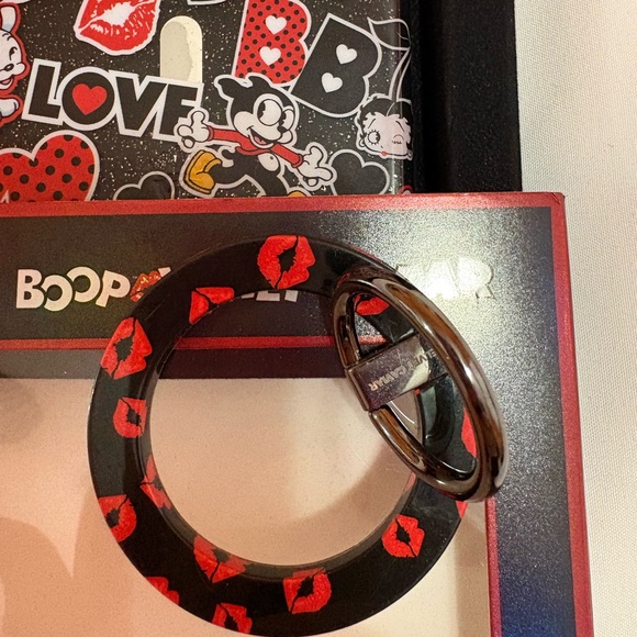 Betty Boop Phone Case with Ring Holder Velvet Caviar. For iPhone 14 - Picture 4 of 4